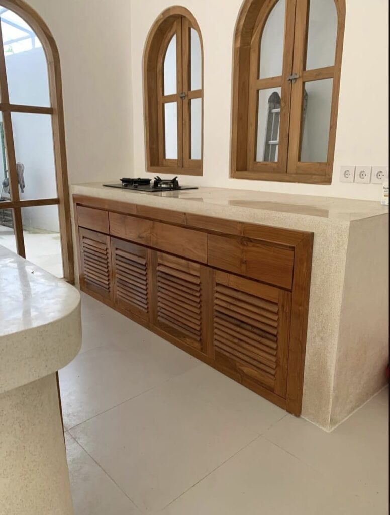 Furniture Kayu Jati Bali Berkualitas untuk Rumah dan Villa whatsapp image 2026 05 06 at 20.28.51